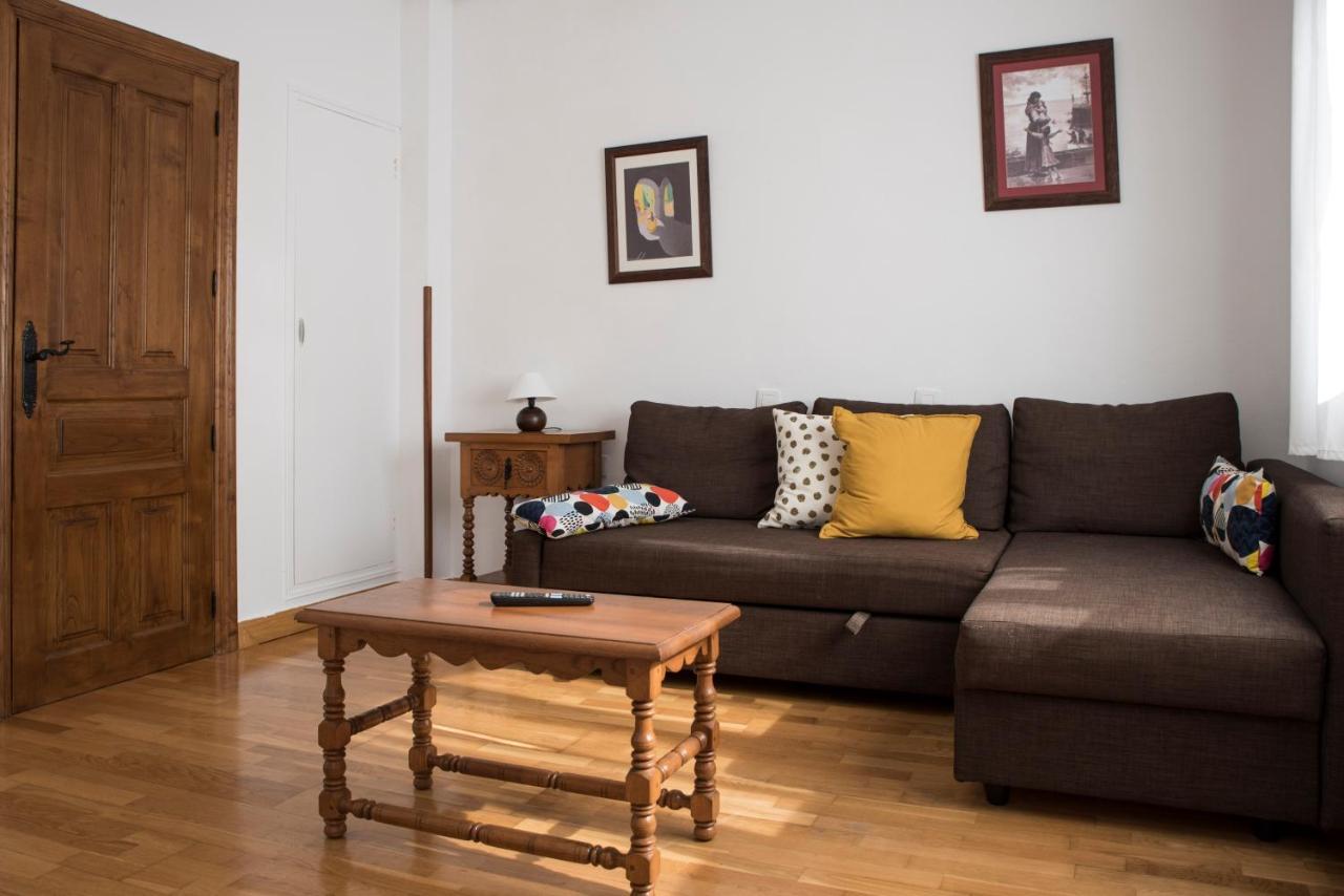 Apartamentos Alegria Santillana del Mar Bagian luar foto